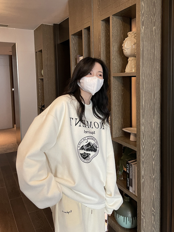 Ženska oversize dukserica s fleece unutrašnjom, natpisom slovima, dugi rukavi, okrugli izrez