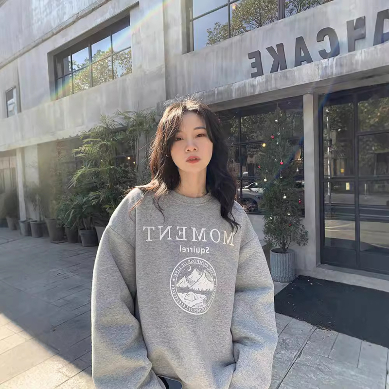 Ženska oversize dukserica s fleece unutrašnjom, natpisom slovima, dugi rukavi, okrugli izrez