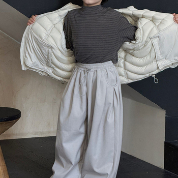 Zēnu ziemas jaka ar pīļu pūka pildījumu, pūka saturs ≥95%, ar kapuci un rāvējslēdzēju