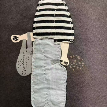 Γυναικείος φούτερ με κουκούλα και στρογγυλή λαιμόκοψη, χαλαρή εφαρμογή, βαμβάκι 70–80%, μακριά μανίκια, χειμώνας 2025