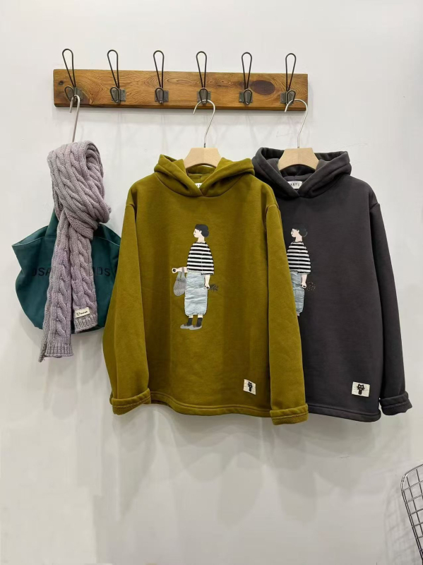 Γυναικείος φούτερ με κουκούλα και στρογγυλή λαιμόκοψη, χαλαρή εφαρμογή, βαμβάκι 70–80%, μακριά μανίκια, χειμώνας 2025