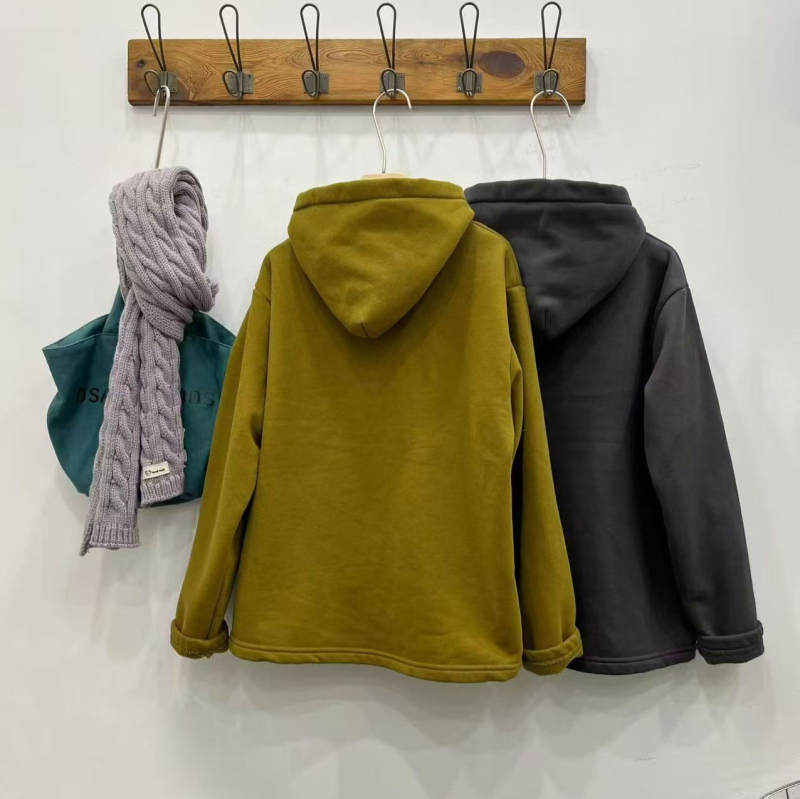 Γυναικείος φούτερ με κουκούλα και στρογγυλή λαιμόκοψη, χαλαρή εφαρμογή, βαμβάκι 70–80%, μακριά μανίκια, χειμώνας 2025