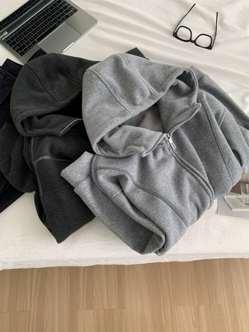 Ženski flis cardigan s kapuljom i zipom, širok kroj, srednja duljina, dugi rukavi