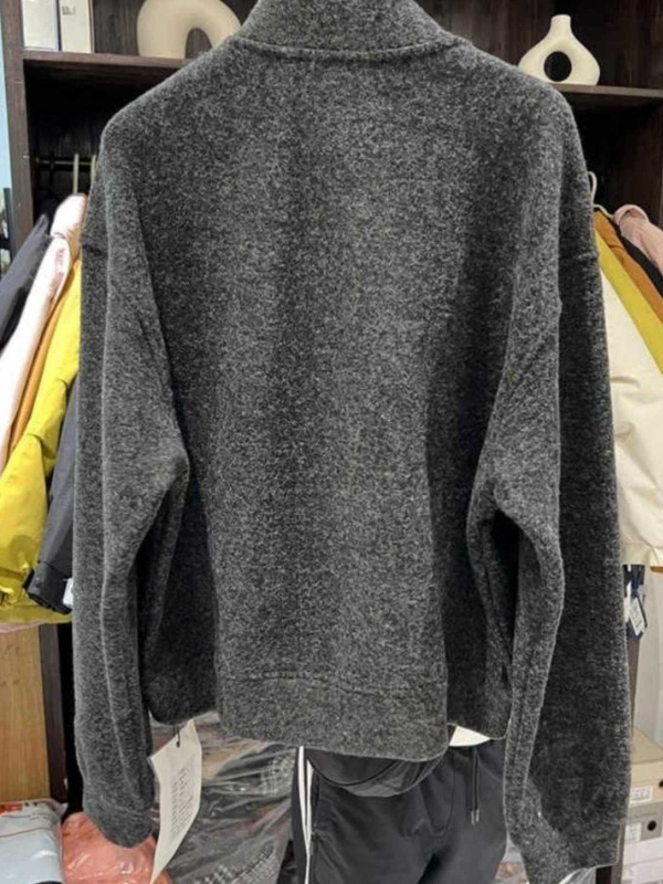 Ženski džemper s flis podstavkom, polu-zip i stojeći ovratnik, udoban kroj, poliester