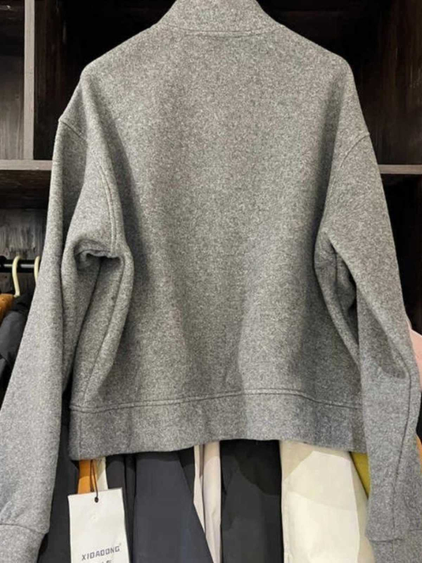 Ženski džemper s flis podstavkom, polu-zip i stojeći ovratnik, udoban kroj, poliester