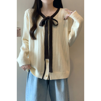 Cardigan cu glugă și decolteu în V, model color-block, mâneci lungi, croială slim, închidere cu nasturi trei, tricot gros, amestec din kapok și bumbac organic