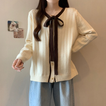 Cardigan cu glugă și decolteu în V, model color-block, mâneci lungi, croială slim, închidere cu nasturi trei, tricot gros, amestec din kapok și bumbac organic