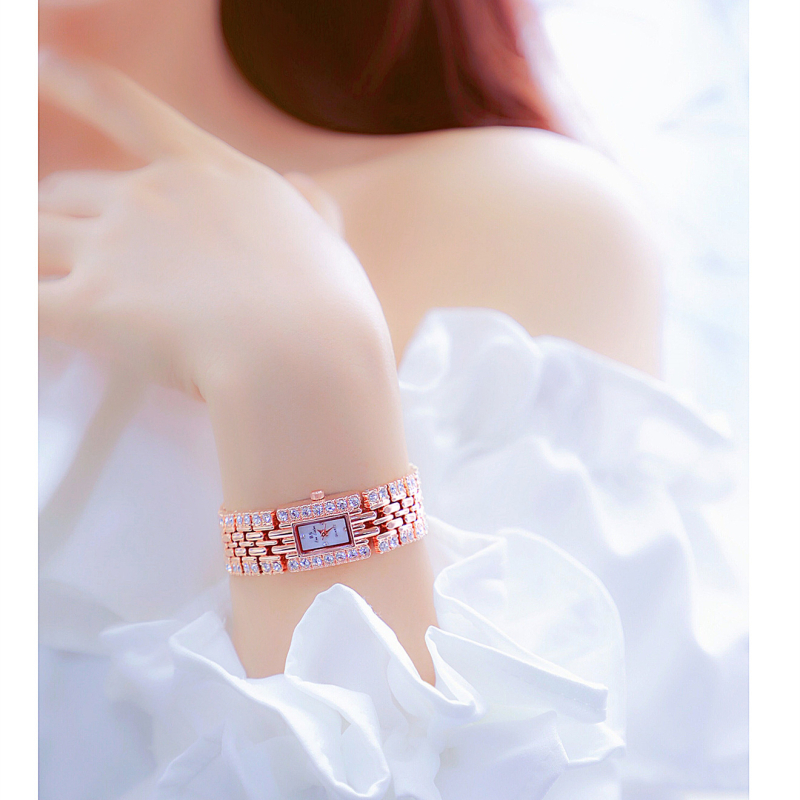 Ceas feminin BS Bee Sister cu mișcare quartz originală, cadran dreptunghiular 17×23 mm, rezistență la apă 30m, carcasă și brățară din aliaj, cristale