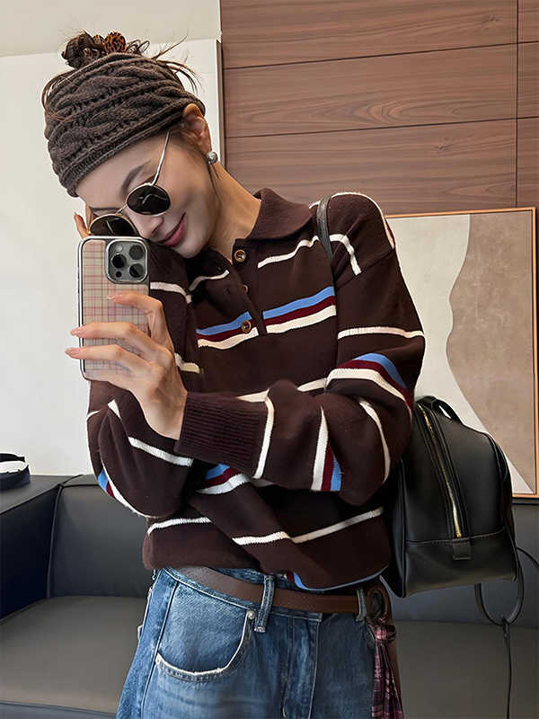 Pulover cu guler polo, mâneci lungi, tricot gros, dungi contrastante, țesătură din lână