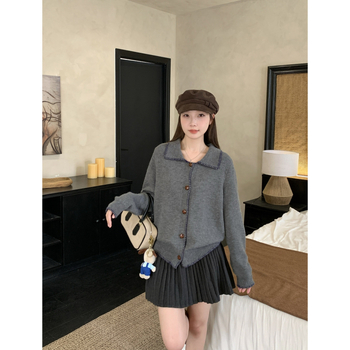 Palton-sweater tricotat cu guler polo, închidere cu nasturi pe un rând, mâneci lungi, acrilic, iarna 2025