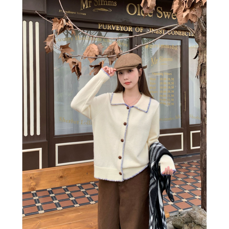 Palton-sweater tricotat cu guler polo, închidere cu nasturi pe un rând, mâneci lungi, acrilic, iarna 2025