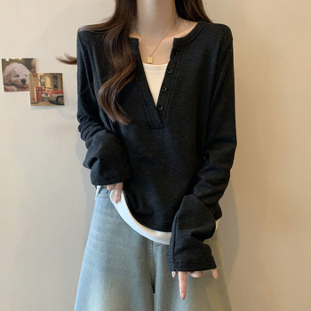 Tricou T cu decolteu în V, mâneci lungi, tricot poliester, broderie, croială în formă de A