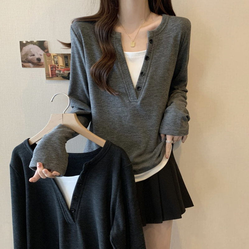 Tricou T cu decolteu în V, mâneci lungi, tricot poliester, broderie, croială în formă de A