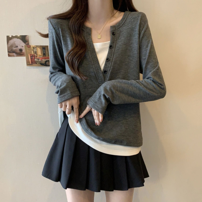 Tricou T cu decolteu în V, mâneci lungi, tricot poliester, broderie, croială în formă de A