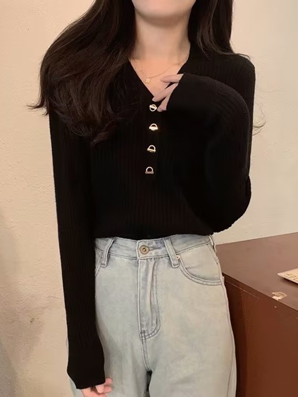 Cardigan din amestec de lână, decolteu în V, croială lejeră, mâneci lungi, tricot mediu, model solid, nasturi multipli, finisaj anti-ștergere, colecția toamnă-iarnă 2023