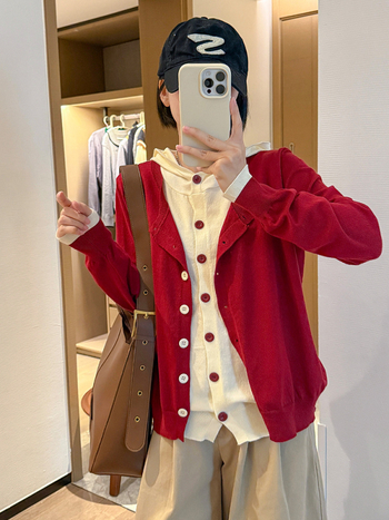 Top tricotat cu glugă, aspect imita două piese, stil coreean, toamnă-iarnă 2025, fibre din viscoză, tricot gros, mâneci lungi