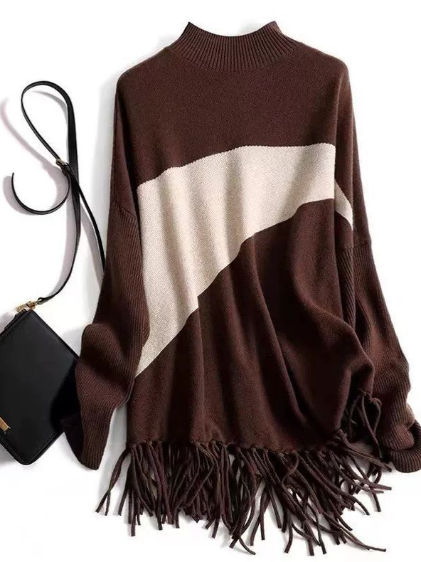 Pulover din poliester cu model color-block, guler semi-turtleneck, mâneci lungi, croială lejeră, lungime medie.