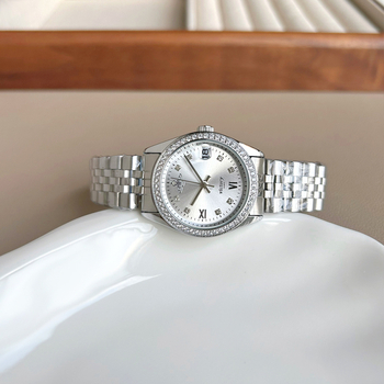 Ceas femei Ibso 1380 cu calendar, cadran planet cu diamante, mișcare quartz, rezistență la apă 30 m, carcasă și brățară din oțel inoxidabil