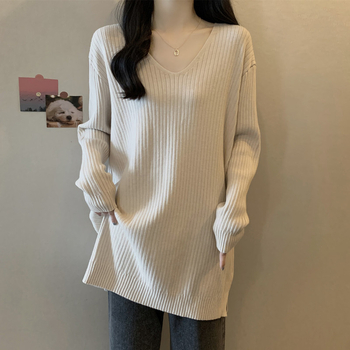 Плетен топ с качулка, средна дължина, V-образно деколте, дълги ръкави, триизмерен разрез