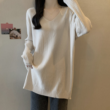 Плетен топ с качулка, средна дължина, V-образно деколте, дълги ръкави, триизмерен разрез