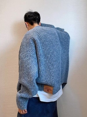 Мъжки кардиган-свитер в корейски стил със свободна кройка, мъхнато акрилно влакно, стойка яка, зимно плетиво