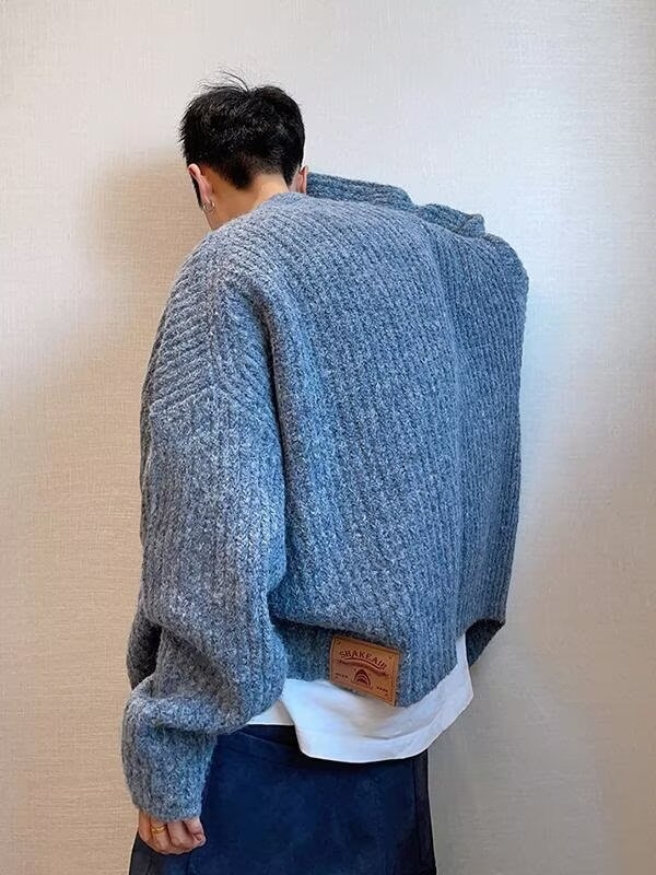 Мъжки кардиган-свитер в корейски стил със свободна кройка, мъхнато акрилно влакно, стойка яка, зимно плетиво