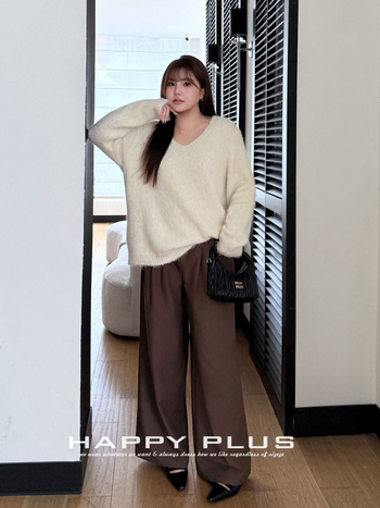 Alpaka villa segu polüestriga 50–70%, V-kaelusega, kapuutsiga, pikkade varrukatega, keskmise pikkusega, igapäevane jaapani-korea stiil