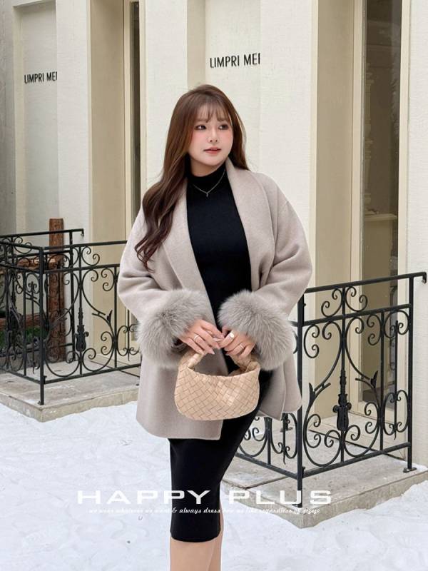 Luksuzni dvostruki vuneni kaput s lisovom krznom, jednostavan uzorak, mješavina vune i poliestera, dugi rukavi, duljina 80–100 cm