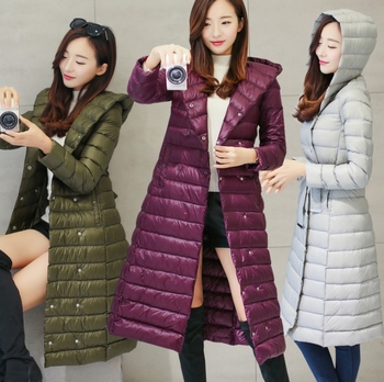 Ženska duga kaput jakna s remenom - kapuljača, slim-fit, vanjski najlon, punilo bijeli gusji down, 50% down, 51–55% kašmira, jednostruko kopčanje