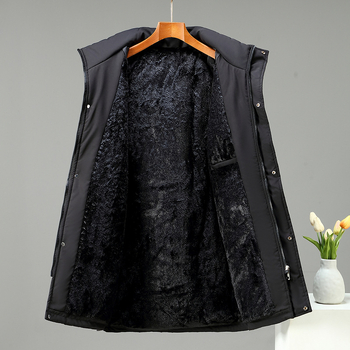 Férfi kapucnis parkas, poliészter töltettel és poliészter béléssel, cipzáras záródás, középhosszú