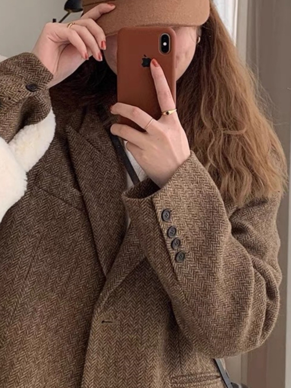 Plus-size vuneni sakoi za žene, zima 2025, casual korejsko-japanski stil, jednobojni, zatvaranje sa dva gumba, veličina L