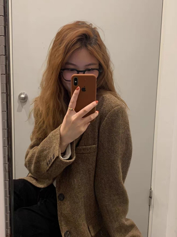 Plus-size vuneni sakoi za žene, zima 2025, casual korejsko-japanski stil, jednobojni, zatvaranje sa dva gumba, veličina L