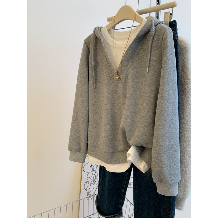 Mikina s kapucňou voľného strihu, dizajn s falošnými dvoma časťami, panelové koláže, dlhé rukávy