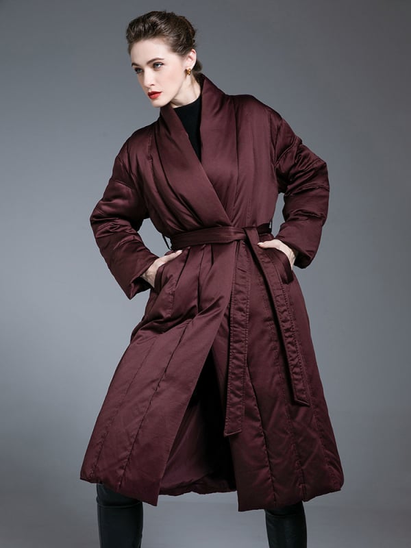 Pehelykabát, hosszú fazon, bő szabású, tolltöltet, poliészter anyag