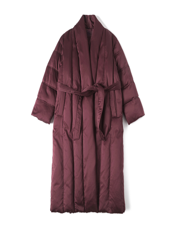 Pehelykabát, hosszú fazon, bő szabású, tolltöltet, poliészter anyag