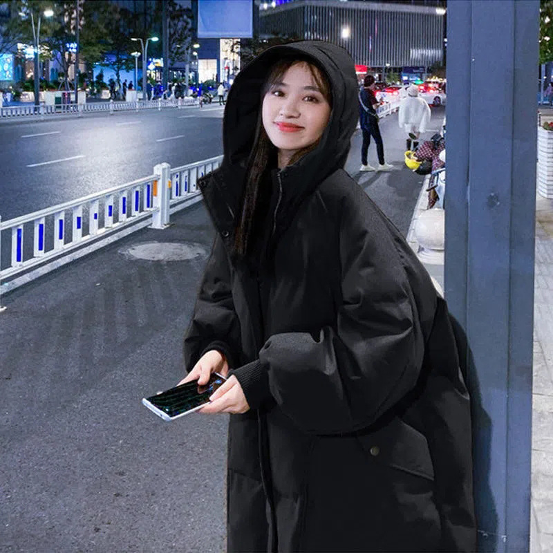 Ženski kaput srednje duljine, vodootporan i topao s punjenjem od poliestera i pamuka, kapuljača, zip