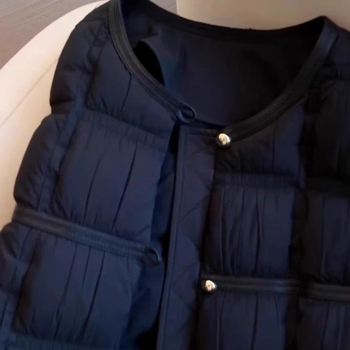 Ženska jakna od chenilla s pamučnim punilom i elastanom, polo ovratnik, bez rukava, ultra kratka duljina