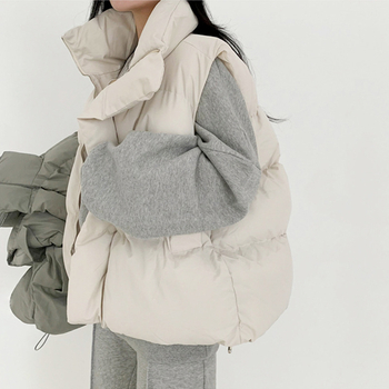 Ženska vest bez rukava u uličenom stilu s zatvaračem, poluvo visoki ovratnik, 3/4 rukavi, triacetatna tkanina, sadržaj 95%+