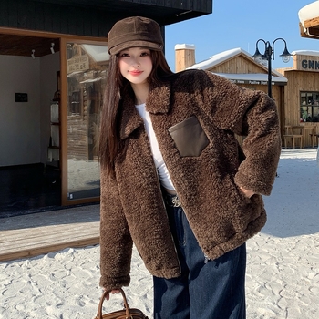 Ženska jakna od poliestera s flisom, polo ovratnik, prednji zip, A-linija kroj, dugi rukav, jesen-zima 2025