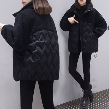 Ženski plus-size kratki zimski kaput s pamukom i panelima od ovčje vune, stojeći ovratnik, chenille tkanina s elastanom (≤40 cm)