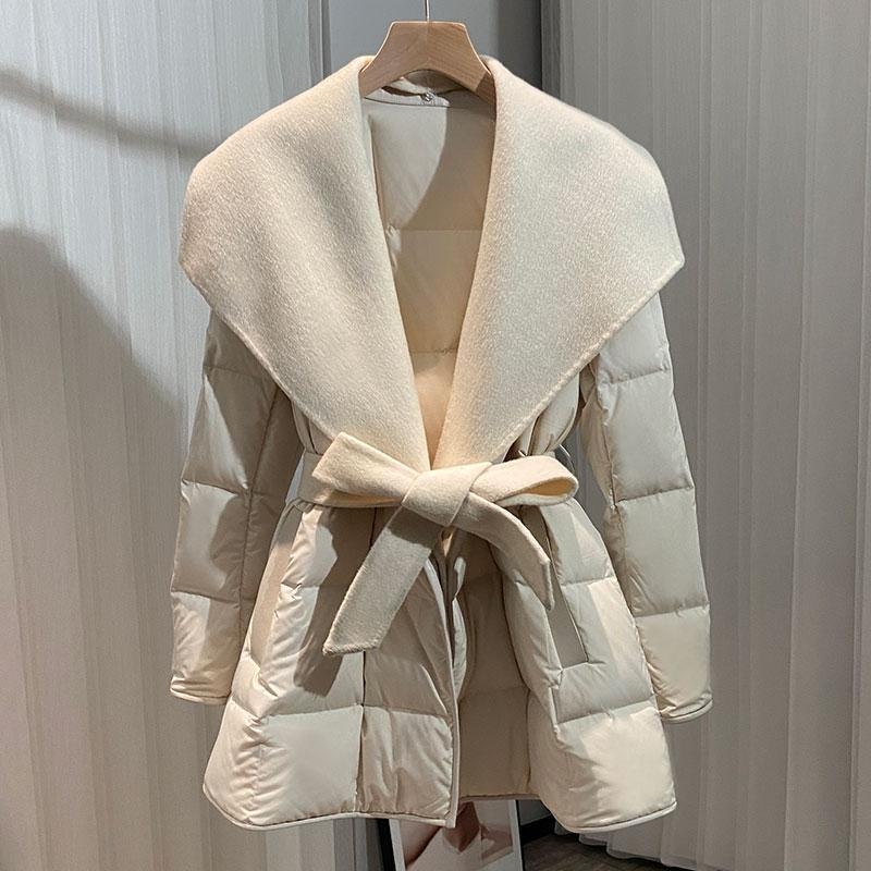 Reverzibilna chenille jakna s punom od imitacijske svile, ultra kratka duljina ≤40 cm, polo ovratnik, vanjska tkanina s udjelom spandeksa