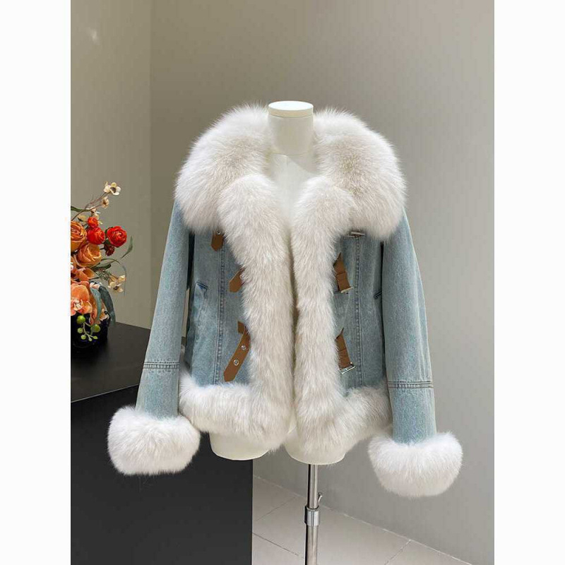 Ženski kaput od umjetnog krzna – polo ovratnik, standardna duljina, dugi rukavi, zima 2025