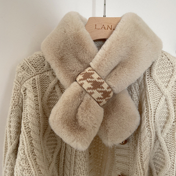 Šal s warp-knit pletenjem i teksturom imitacije zeca, zimsku toplinu; porijeklo Jiaxing, stil Puchang.
