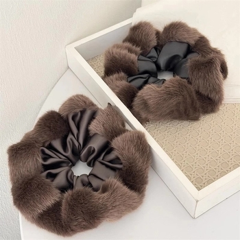 Δαχτυλίδι μαλλιών με μείγμα υλικών, χειροποίητο, μάρκα Decorate the fairy, φθινόπωρο 2025, στυλ απλό