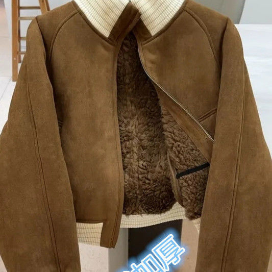 Kaput od ovčje vune s flis podstavom, dugi rukavi, stojeći ovratnik, srednje duljine