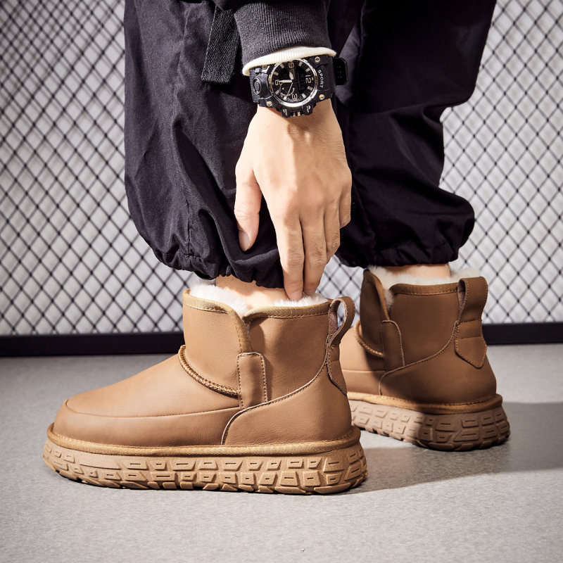 Vīriešu ūdensdrošas ādas ziemas zābaki ar vilnas oderi, pretslīdējoša zole.