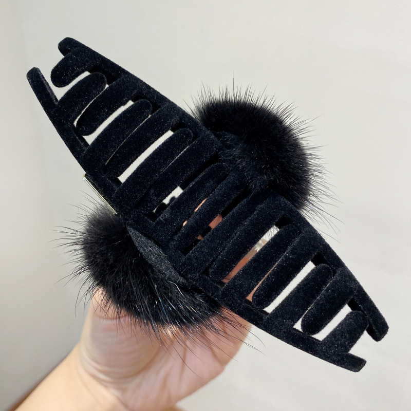 Κλιπ μαλλιών Shark για το πίσω μέρος του κεφαλιού, χειροποίητο, μηχανισμός κράτησης, ανάμεικτα υλικά, φθινόπωρο 2025