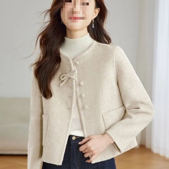 Palton scurt din chenille, croială lejeră, guler rotund, mâneci 3/4, primăvară 2025, pentru femei adulte