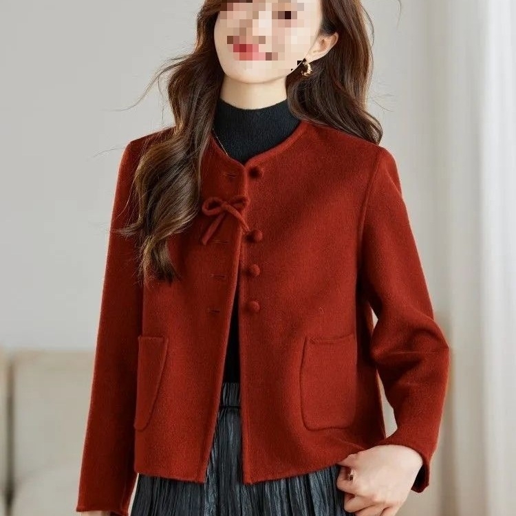 Palton scurt din chenille, croială lejeră, guler rotund, mâneci 3/4, primăvară 2025, pentru femei adulte