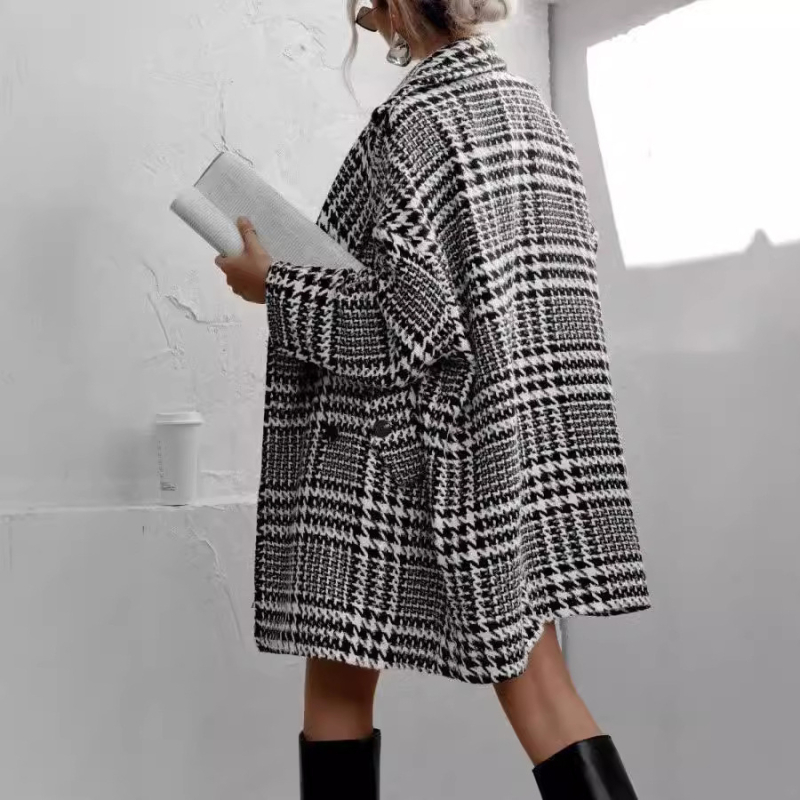 Ženski kaput s houndstooth karom, debeo, podstava, labav kroj, dvostruko kopčanje, ovratnik od sakoa